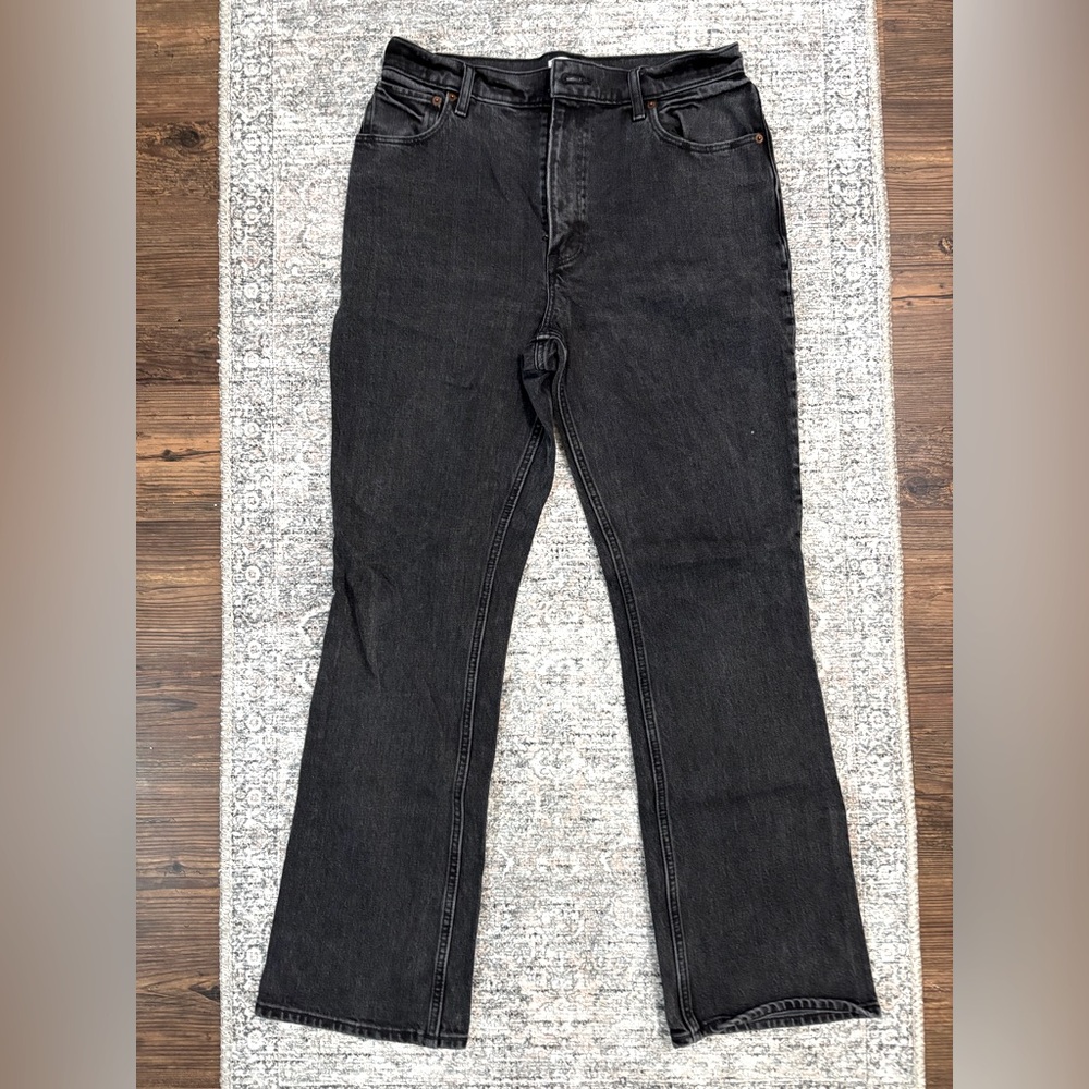 Abercrombie 70s Vintage Flare Ultra High Rise  Black Jeans, 30 Regular